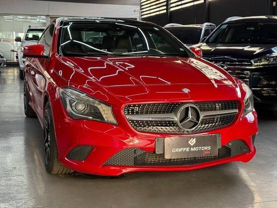 MERCEDES-BENZ CLA 200 1.6 VISION 16V FLEX 4P AUTOMÁTICO MERCEDES-BENZ CLA 200 1.6 VISION 16V FLEX 4P AUTOMÁTICO